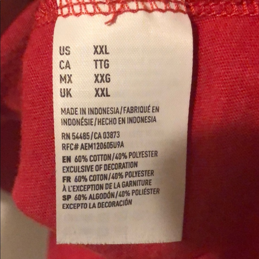 Men’s 2 button American Eagle tee-shirt - Picture 5 of 5